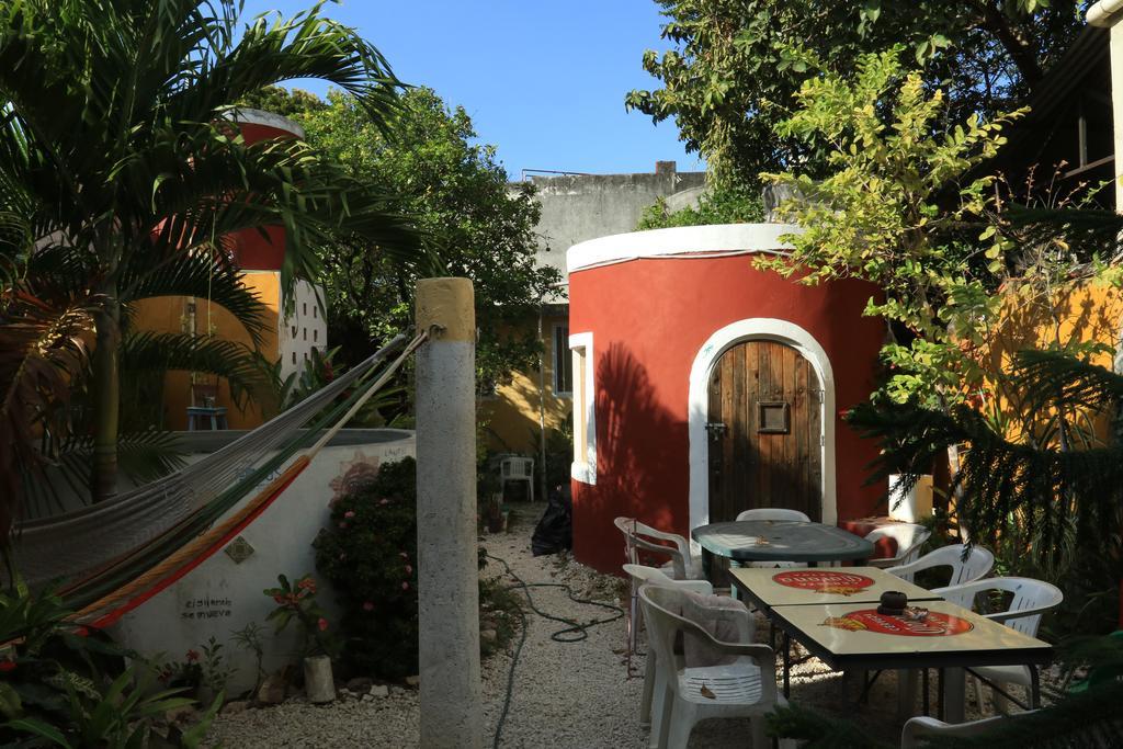 Hostel La Casa Del Tio Rafa Merida Exterior photo